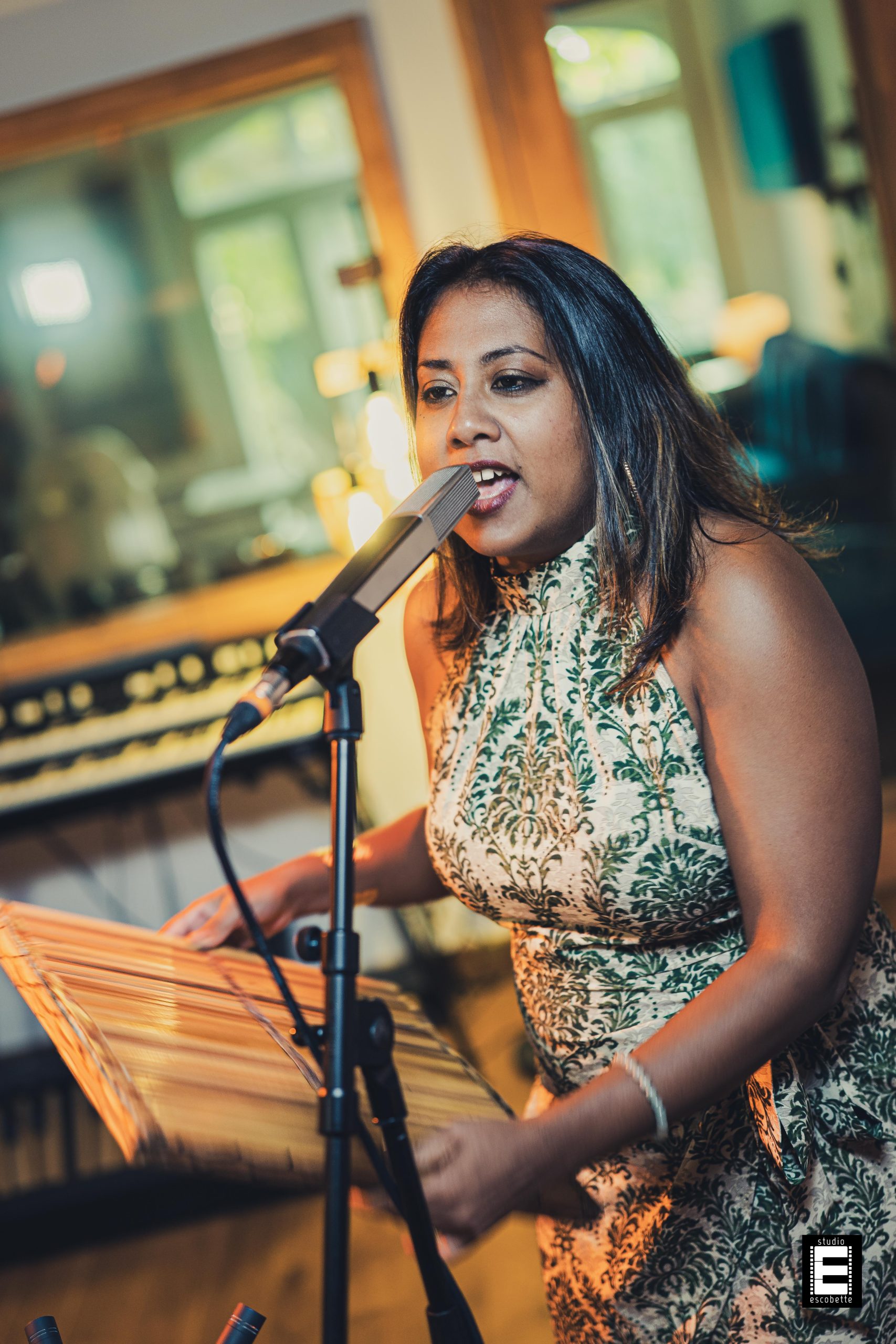 Sandra Richard – Ravaz